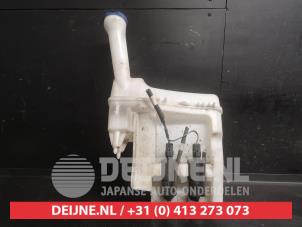 Toyota Aygo Ruitensproeiertank voor O749061 foto 2