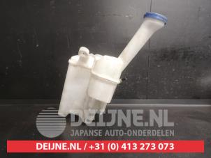 Toyota Aygo Ruitensproeiertank voor O749061 foto 3