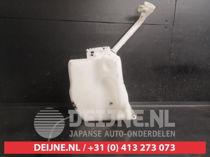 Nissan Qashqai+2 Scheibensprühertank vorne O749076