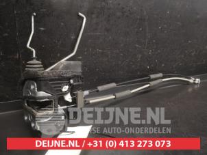 Kia Picanto Door lock mechanism 4-door, front left O749172 photo 2