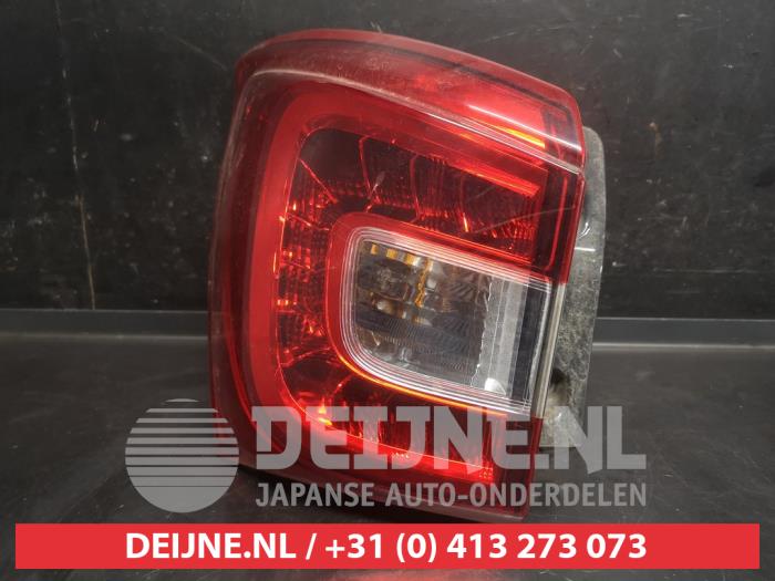 Suzuki SX-4 Achterlicht links O749196