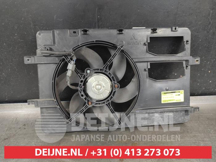 Mitsubishi Colt Koelvinhuis O749282