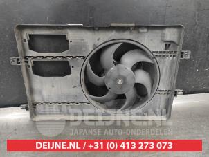 Mitsubishi Colt Kühlgebläsegehäuse O749282 foto 2
