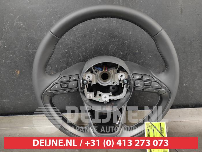 Toyota Yaris Cross Lenkrad O749380