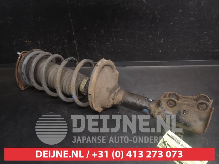 Toyota Yaris Front shock absorber rod, right O749384