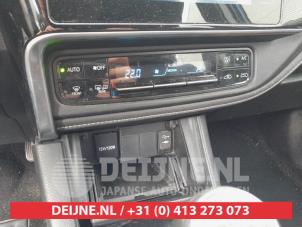 Toyota Auris Heater control panel O749424 photo 3