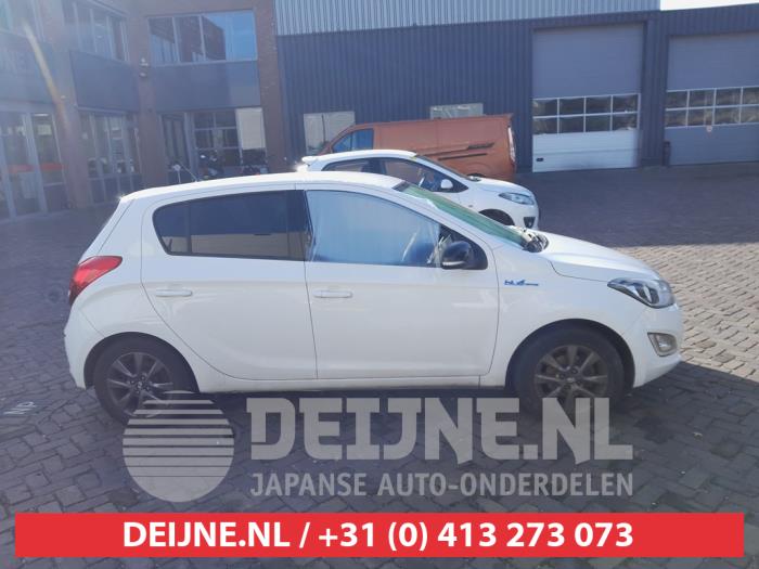 Hyundai I20 Türscheibe 4-türig rechts hinten O749487