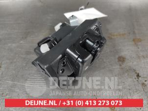 Toyota Yaris Cross Tailgate lock mechanism O749531 photo 2
