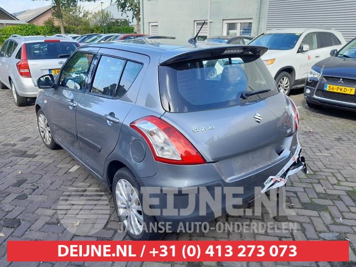 Suzuki Swift Achterlicht links O749562