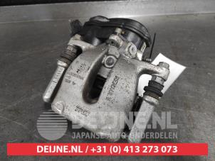 Nissan Juke Rear brake calliper, right O749606 photo 2
