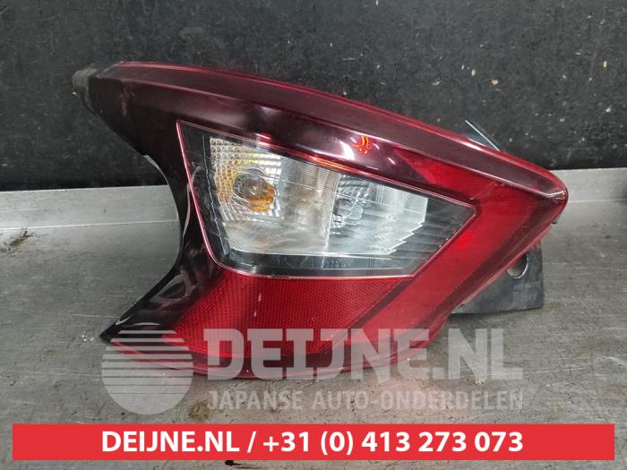 Nissan Micra Achterlicht links O749618