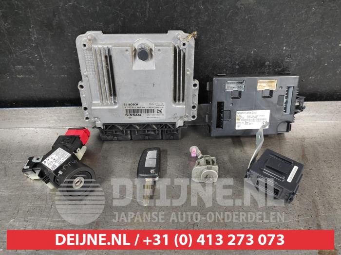 Nissan Micra Schlossset Zylinder (komplett) O749642