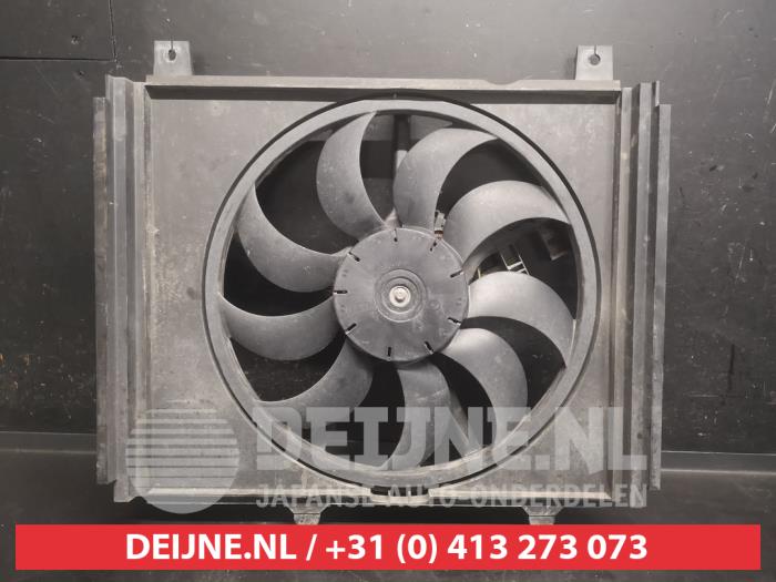 Nissan Note Cooling fan housing O749664
