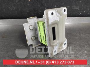 Nissan Micra Front bumper bracket, right O749668 photo 2
