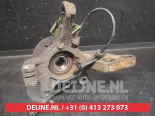 Nissan Note Achsschenkel links vorne O749685 foto 2