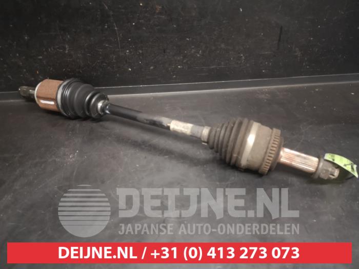 Kia Ceed Aandrijfas links-voor O749707