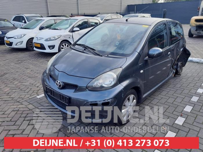 Toyota Aygo Außenspiegel links O749722