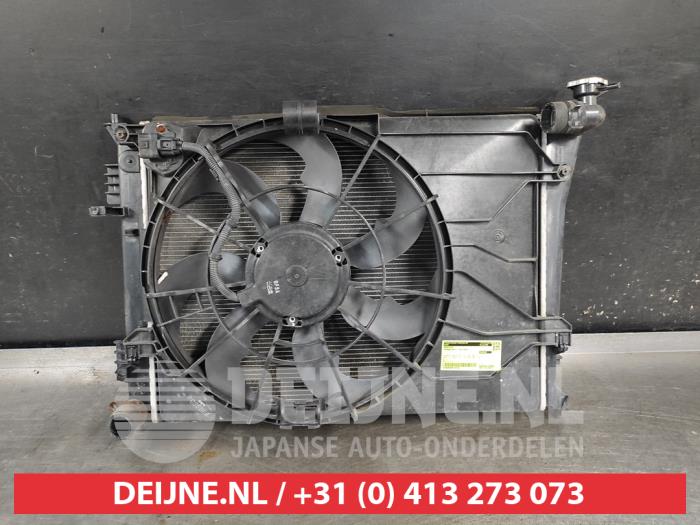 Hyundai I40 Radiateur O749750