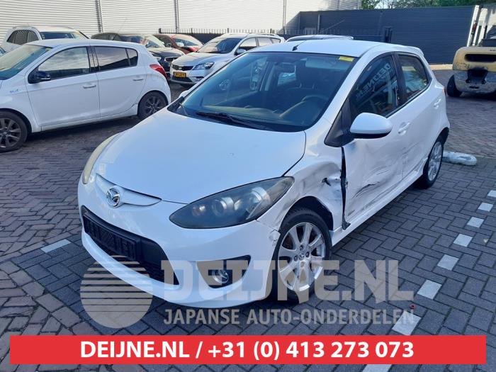 Mazda 2 Buitenspiegel links O749770