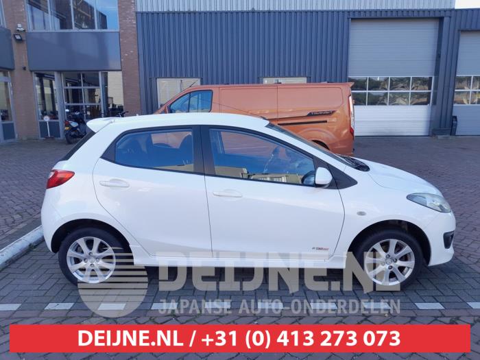 Mazda 2 Portierruit 4Deurs rechts-voor O749788