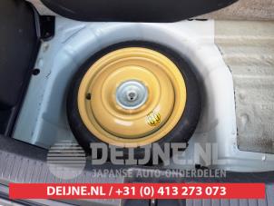 Mazda 2 Thuiskomer O749796 foto 2