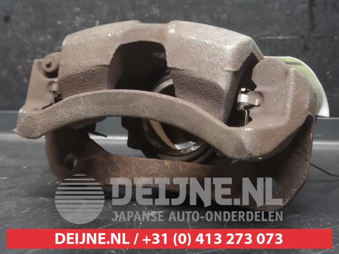 Daihatsu Terios Remklauw (Tang) rechts-voor O749825