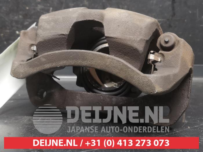 Daihatsu Terios Remklauw (Tang) links-voor O749824
