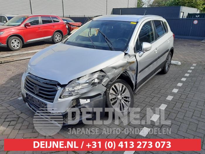 Suzuki SX-4 Buitenspiegel links O749833