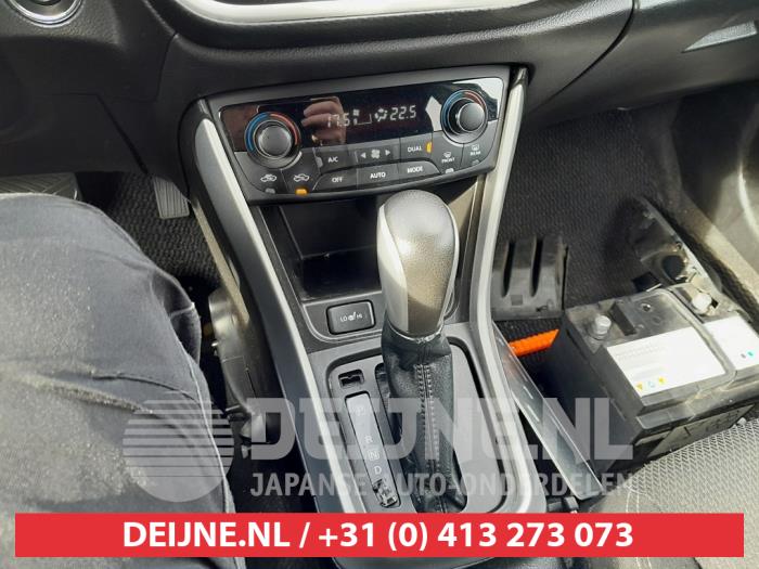 Suzuki SX-4 Heater control panel O749867