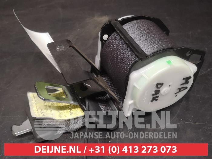 Daihatsu Terios Rear seatbelt, centre O749885