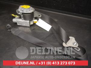 Daihatsu Terios Veiligheidsgordel links-voor O749884 foto 2