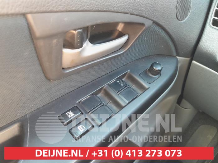 Suzuki SX-4 Kombischalter Fenster O750110