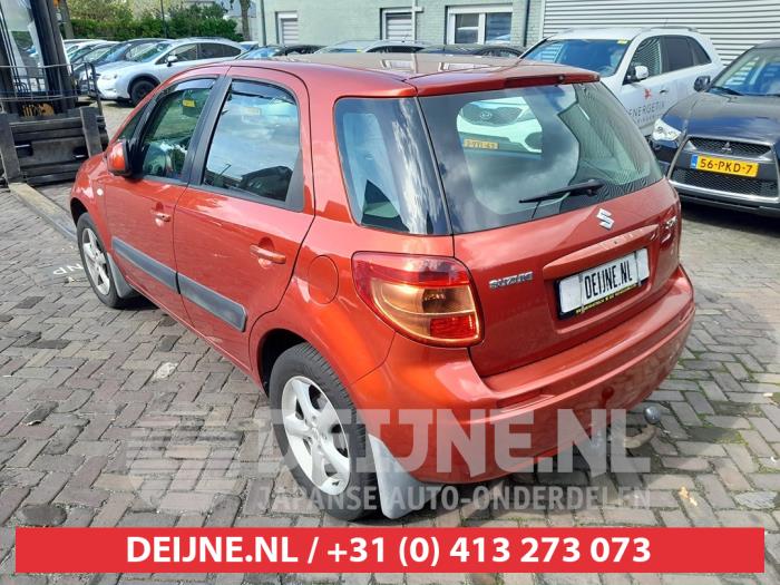 Suzuki SX-4 Stoßstange hinten O750119