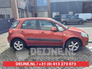 Suzuki SX-4 Kotflügel rechts vorne O750136 foto 2