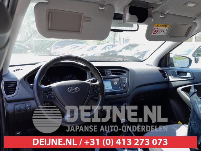 Hyundai I20 Right airbag (dashboard) O750004
