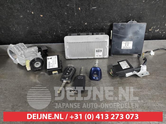 Toyota Auris Zündschloss+Schlüssel O749915