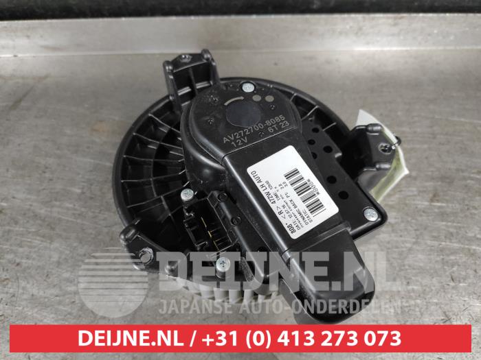 Toyota Auris Heizung Belüftungsmotor O749919