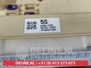 Toyota Auris Fuse box O749918 photo 3