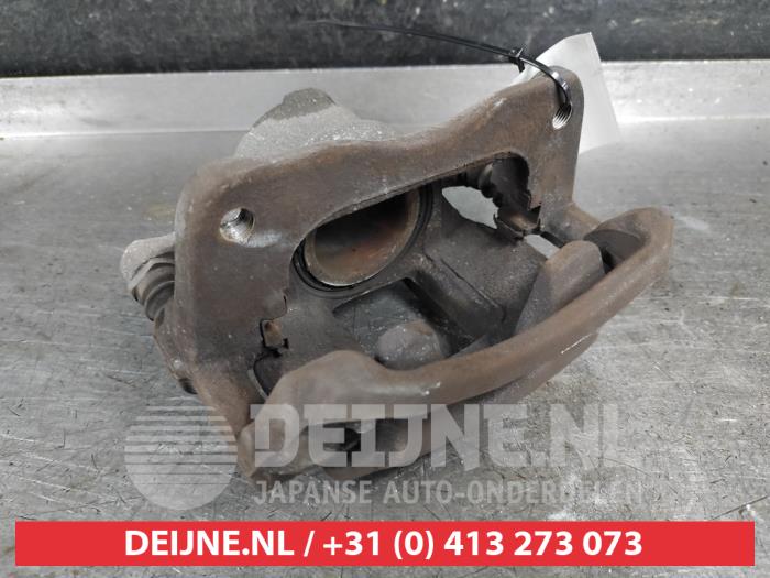 Toyota Auris Bremszange rechts vorne O749911