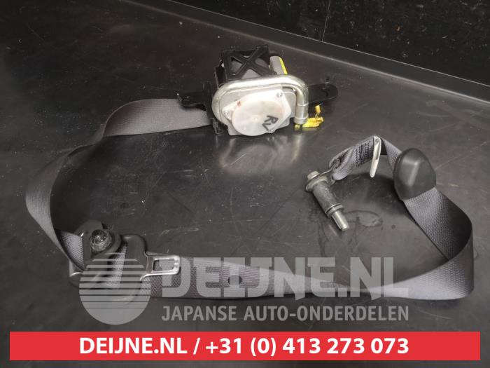 Hyundai Tucson Front seatbelt, right O750187