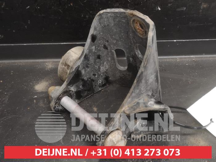 Toyota Prius Plus Engine mount O750259