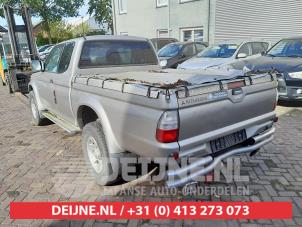 Mitsubishi L200 Achterbumper O750373 foto 2