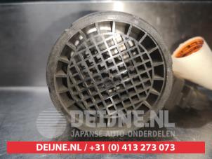 Gebruikte Luchthoeveelheidsmeter Chevrolet Nubira Wagon (J100) 2.0 TCDI 16V Prijs € 20,00 Margeregeling aangeboden door V.Deijne Jap.Auto-onderdelen BV