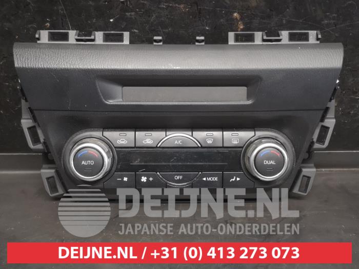 Mazda 3 Heater control panel O750430