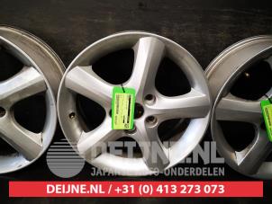 Suzuki SX-4 Velgen set O750495 foto 3