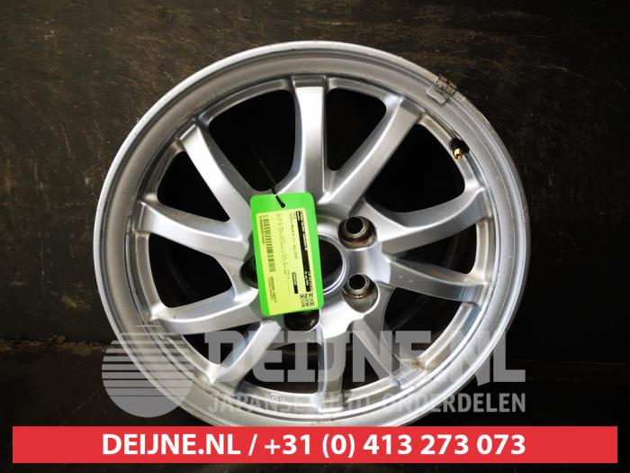 Toyota Prius Plus Wheel O750482