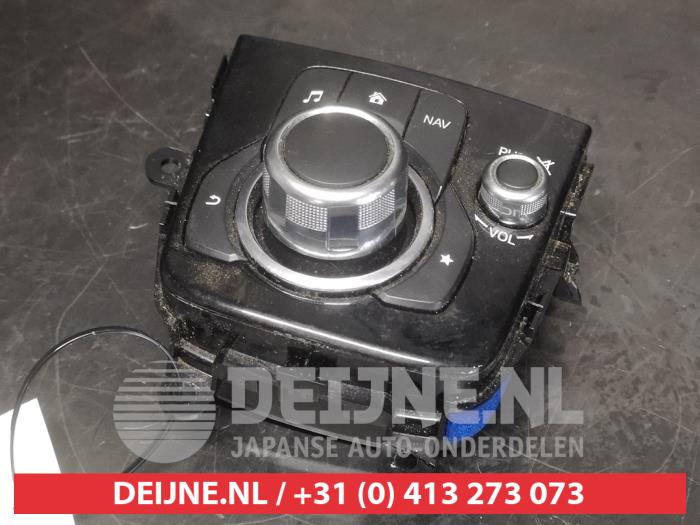 Mazda 3 Navigation control panel O750513