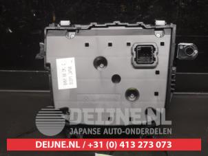 Mazda 3 Regeleinheit Multi Media O750671 foto 2