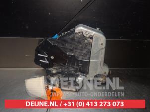 Lexus IS Door lock mechanism 4-door, front left O279625 photo 3