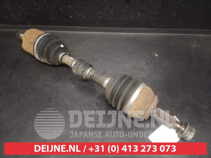Nissan X-Trail Front drive shaft, left O750730